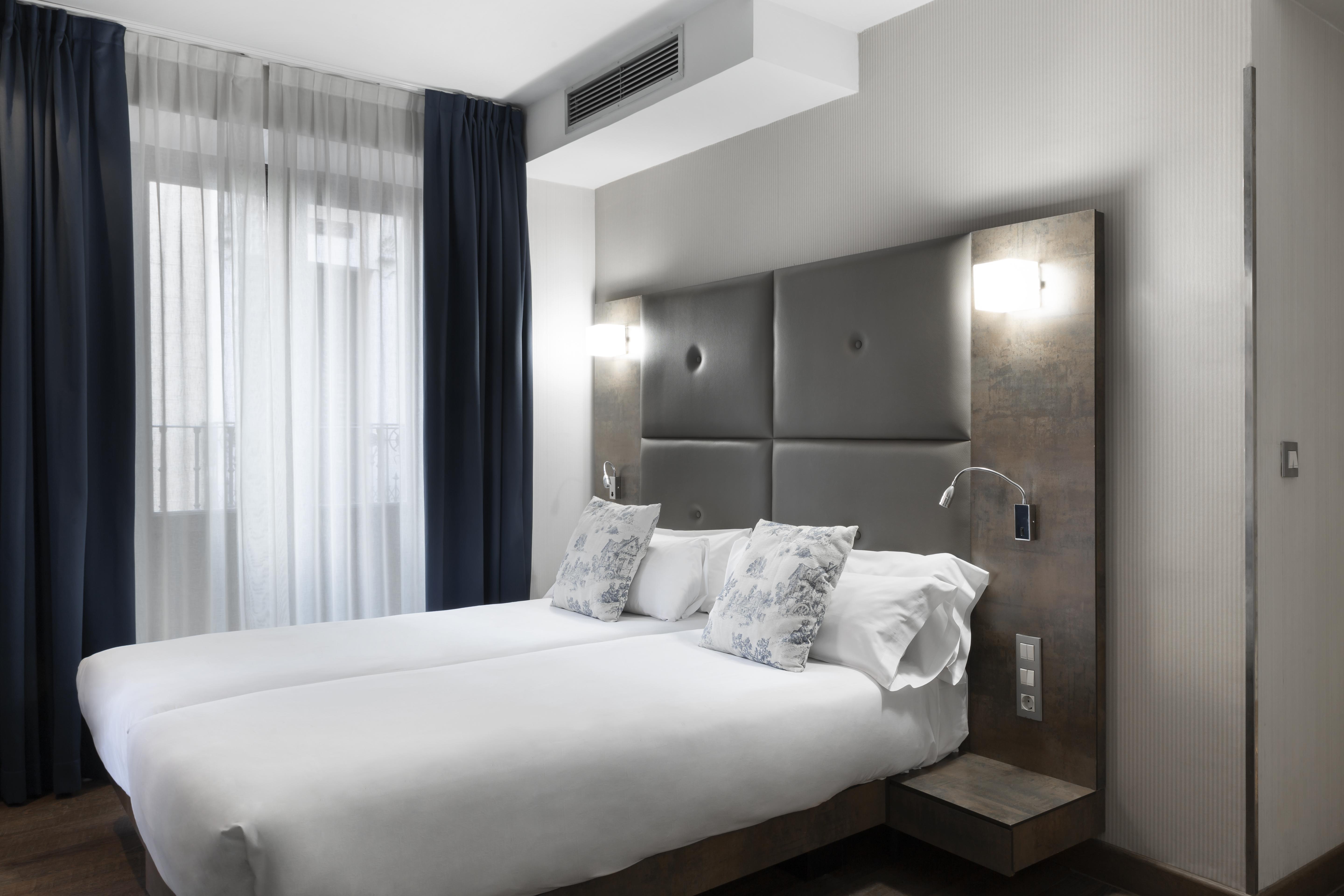 เปอตี พาเลซ โปซาดา เดล เปย์เน Hotel มาดริด ภายนอก รูปภาพ