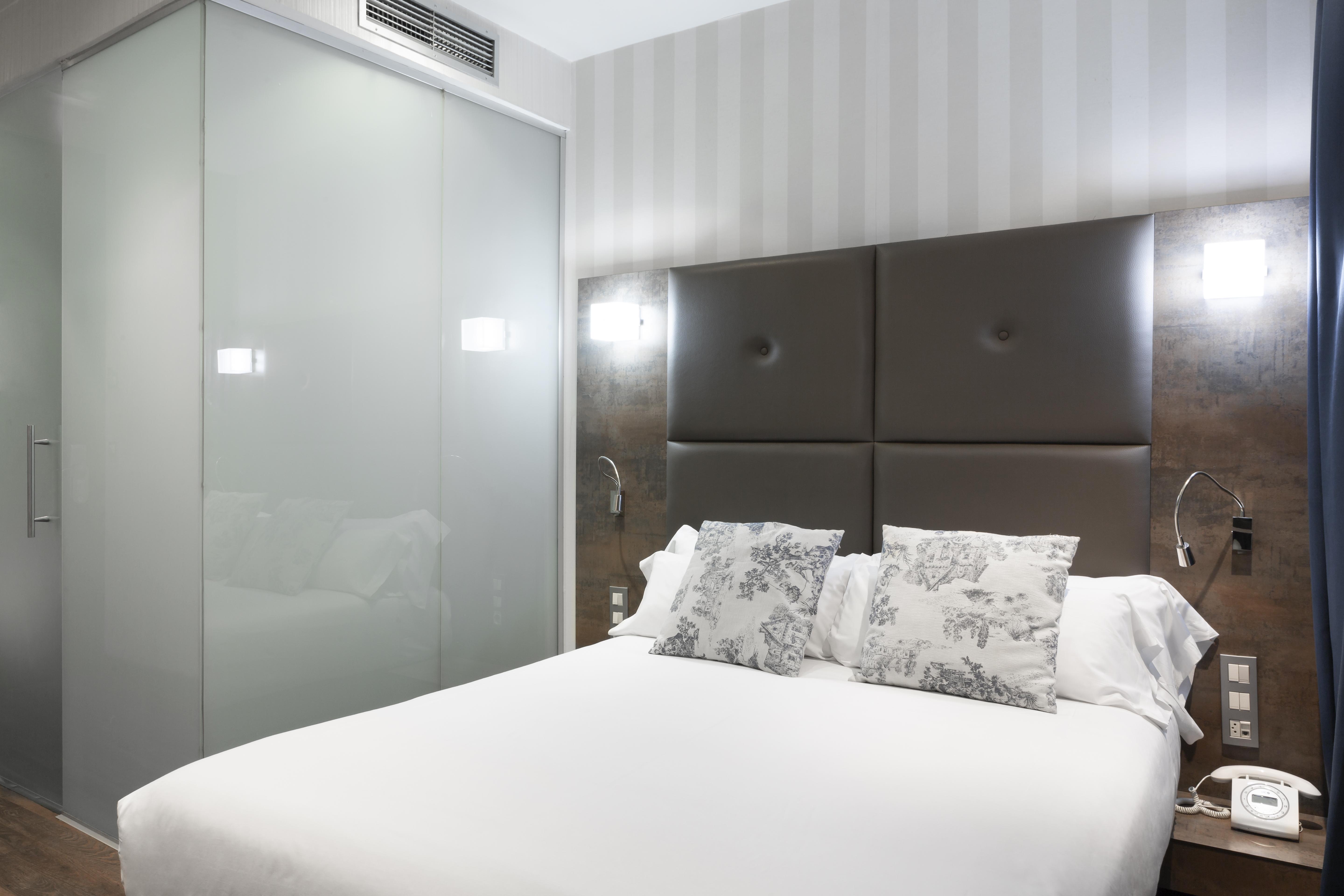 เปอตี พาเลซ โปซาดา เดล เปย์เน Hotel มาดริด ภายนอก รูปภาพ